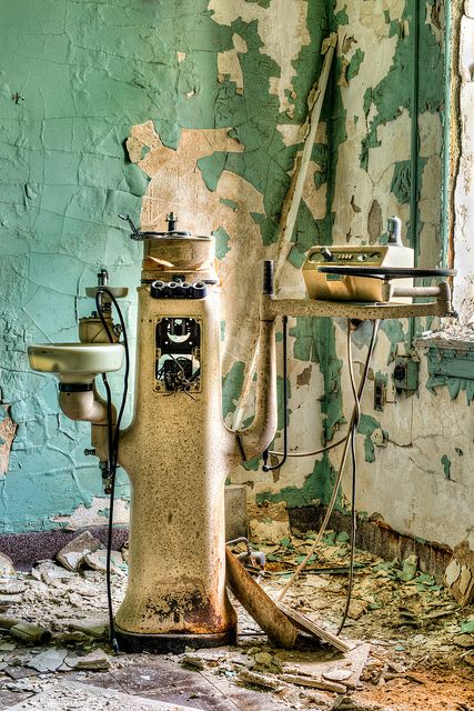 Abadoned Dentist Equipment